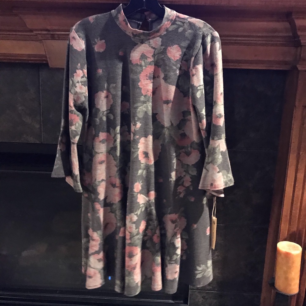 NWT Uncle Frank Boutique Dress Size M